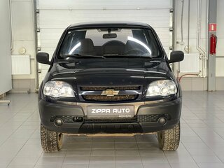 2013 Chevrolet Niva I Рестайлинг, зелёный, 399000 рублей, вид 2