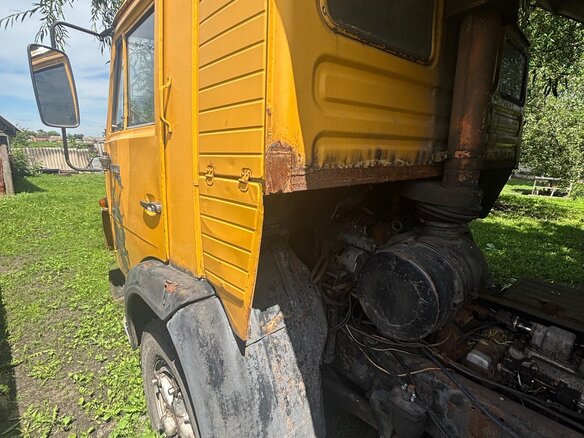 1995 КамАЗ 5511, жёлтый, 425000 рублей - вид 2