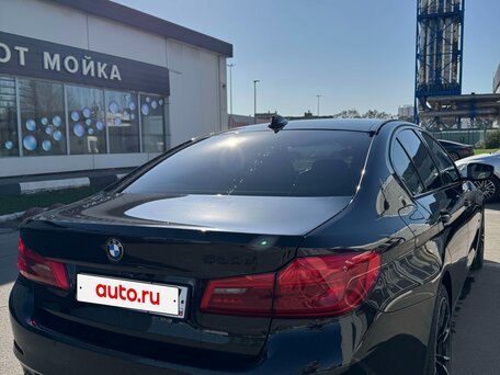 2019 BMW 5 серии 520d VII (G30/G31/G38), чёрный, 2820000 рублей, вид 4