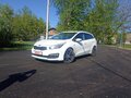 2017 Kia Ceed II Рестайлинг, белый, 1220000 рублей - вид 1