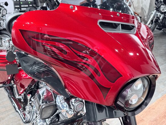 2017 Harley-Davidson Street Glide, красный, 1999000 рублей - вид 20
