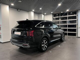 2021 Kia Sorento IV, чёрный, 3650000 рублей, вид 3