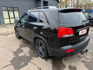 2012 Kia Sorento II, чёрный, 1490000 рублей, вид 5