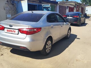 2012 Kia Rio III, серебристый, 420000 рублей, вид 3