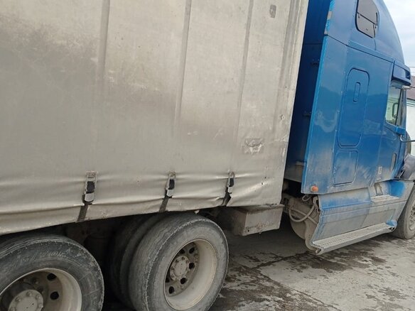 2003 Freightliner Columbia, синий, 1900000 рублей - вид 23