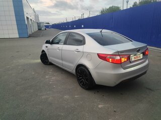 2012 Kia Rio 4-speed III, серебристый, 1025000 рублей, вид 4