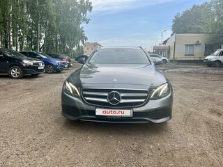 2017 Mercedes-Benz E-Класс 200 d V (W213, S213, C238), серый, 1980000 рублей, вид 2