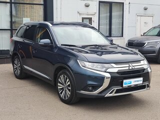 2019 Mitsubishi Outlander III Рестайлинг 3, синий, 1989000 рублей, вид 3