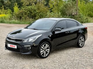 2019 Kia Rio IV, чёрный, 1490000 рублей, вид 1
