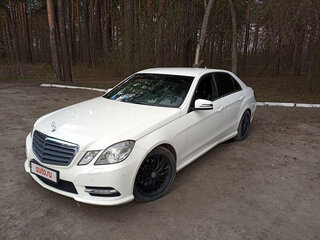 2012 Mercedes-Benz E-Класс 200 7G-Tronic IV (W212, S212, C207), белый, 1600000 рублей, вид 1