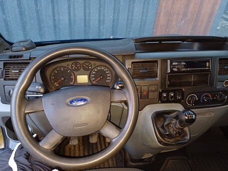 2013 Ford Transit, бежевый, 900000 рублей, вид 5