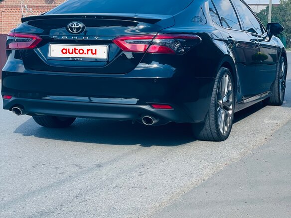 2018 Toyota Camry VIII (XV70), чёрный, 3050000 рублей - вид 10
