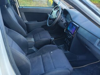 2011 Lada (ВАЗ) Priora I, белый, 220000 рублей, вид 4