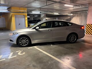 2017 Ford Fusion (North America) II Рестайлинг, серый, 1400000 рублей, вид 4