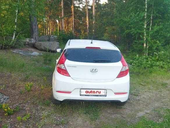2016 Hyundai Solaris I Рестайлинг, белый, 1100000 рублей - вид 1