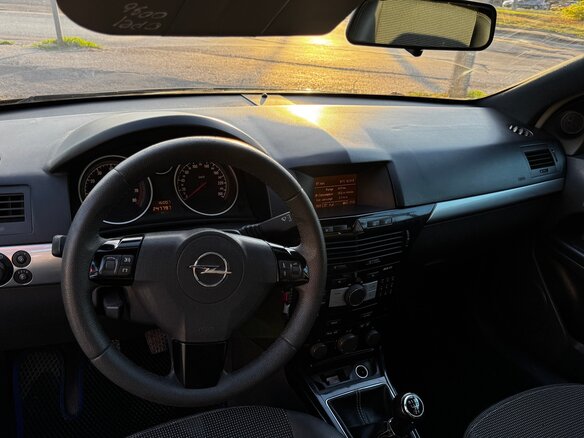 2008 Opel Astra GTC H Рестайлинг, чёрный - вид 11