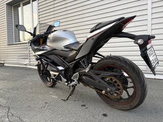 2020 Yamaha YZF-R25, серебристый, 450000 рублей, вид 3