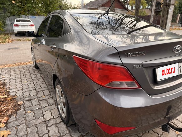 2015 Hyundai Solaris I Рестайлинг, серый, 850000 рублей - вид 5