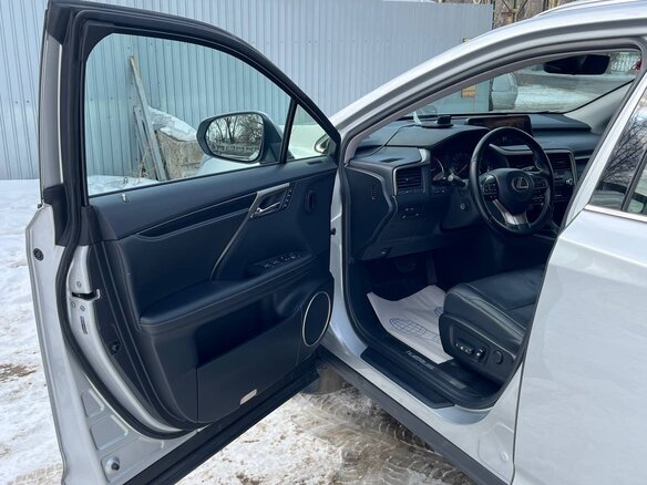 2017 Lexus RX 350 IV, серебристый, 4000000 рублей - вид 13
