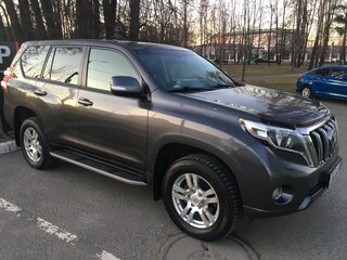 2014 Toyota Land Cruiser Prado 150 Series Рестайлинг 1, серый, 4200000 рублей, вид 2