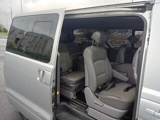 2009 Hyundai Grand Starex I, серый, 650000 рублей, вид 4
