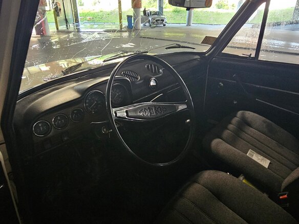 1990 Lada (ВАЗ) 2106, бежевый, 600000 рублей - вид 8