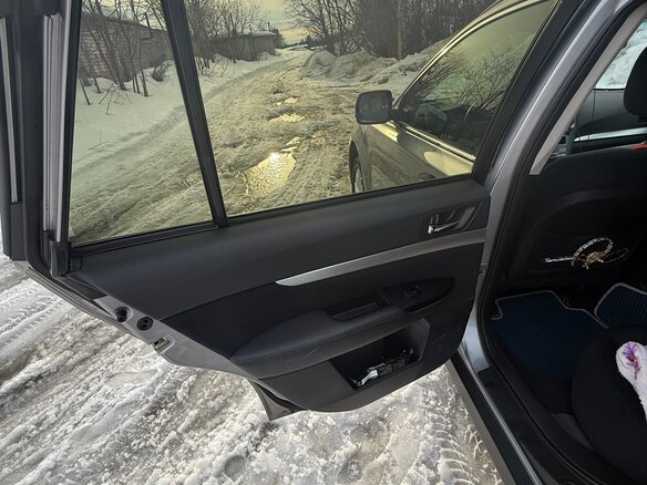 2010 Subaru Outback IV, серебристый, 1280000 рублей - вид 24