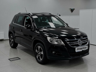 2009 Volkswagen Tiguan I, чёрный, 1530000 рублей, вид 3
