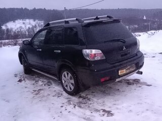 2005 Mitsubishi Outlander I, чёрный, 780000 рублей, вид 4