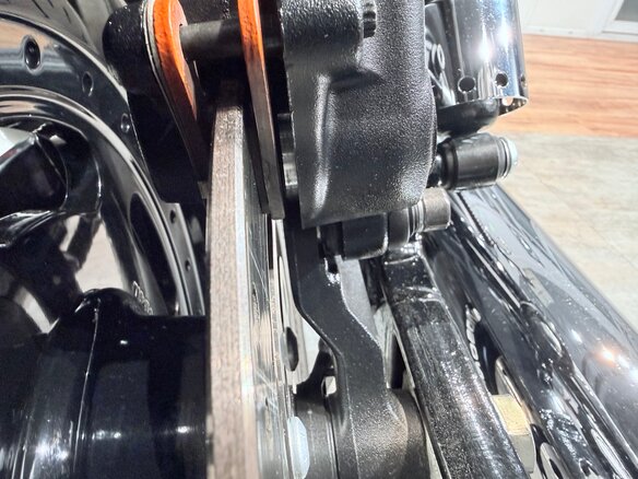 2015 Harley-Davidson Fat Bob, чёрный, 1099000 рублей - вид 28