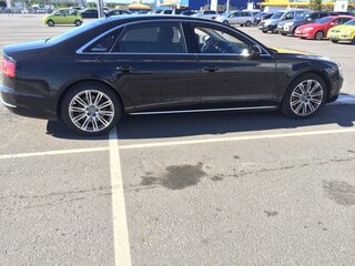 2010 Audi A8 Long III (D4), чёрный, 1800000 рублей, вид 2