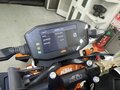 2021 KTM 890 Duke R, белый, 900000 рублей - вид 7