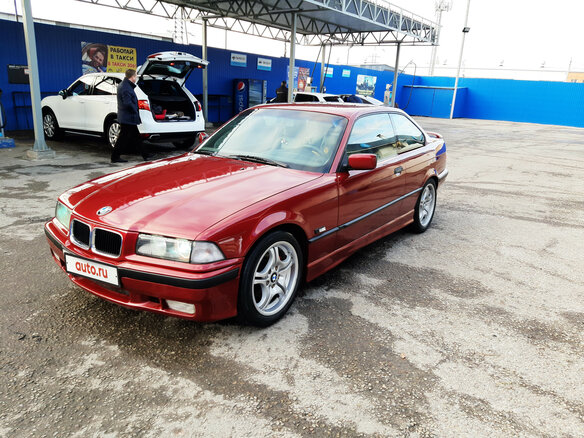 1992 BMW 3 серии 320i III (E36), красный - вид 3