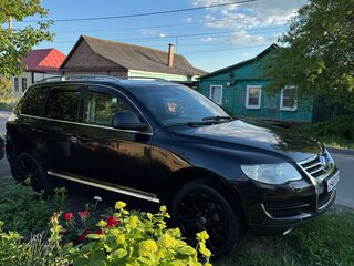 2007 Volkswagen Touareg I Рестайлинг, чёрный, 1600000 рублей, вид 4