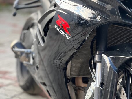 2011 Suzuki GSX-R 600, чёрный, 720000 рублей, вид 4