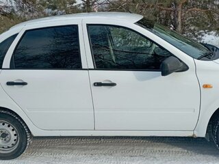2013 Lada (ВАЗ) Granta I, белый, 450000 рублей, вид 2
