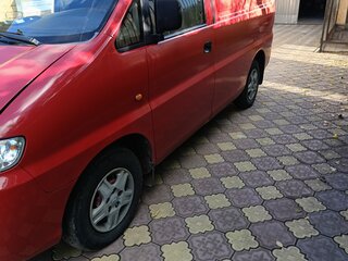 2001 Hyundai Starex I Рестайлинг, красный, 400000 рублей, вид 2