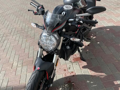 2020 Ducati Monster 821, чёрный, 900000 рублей, вид 3