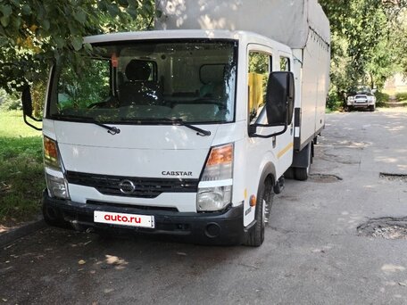2007 Nissan Cabstar, белый, 1600000 рублей, вид 2