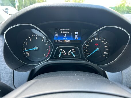 2016 Ford Focus III Рестайлинг, белый, 1050000 рублей, вид 3