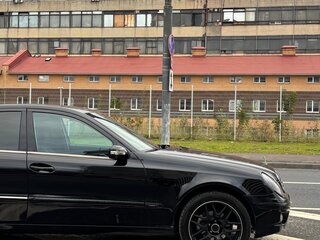 2003 Mercedes-Benz E-Класс 200 III (W211, S211), чёрный, 570000 рублей, вид 4