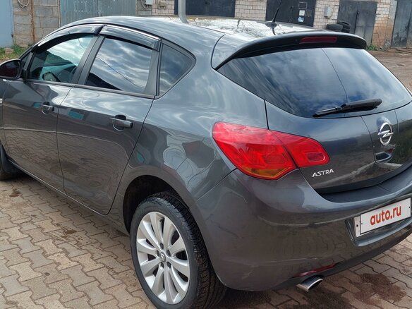 2011 Opel Astra J, серый, 650000 рублей - вид 5