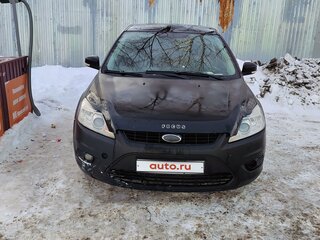 2010 Ford Focus II Рестайлинг, чёрный, 500000 рублей, вид 2