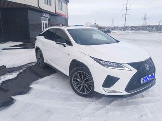 2020 Lexus RX 300 IV Рестайлинг, белый, 4800000 рублей, вид 3