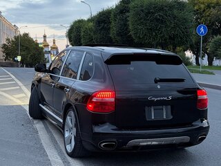 2007 Porsche Cayenne S I Рестайлинг (957), чёрный, 1800000 рублей, вид 2