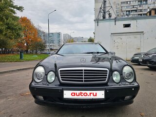 2001 Mercedes-Benz CLK-Класс 230 I (W208) Рестайлинг, чёрный, 830000 рублей, вид 4