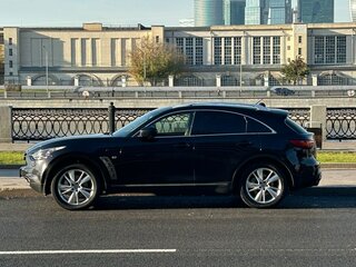 2014 Infiniti QX70, чёрный, 2499000 рублей, вид 2