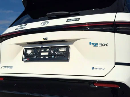 2026 Toyota bZ3X 58.3 kWh, белый, 3020000 рублей, вид 4