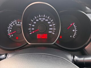 2015 Kia Rio III Рестайлинг, белый, 1100000 рублей, вид 5