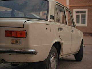 1986 Lada (ВАЗ) 21013, белый, 1000000 рублей, вид 3